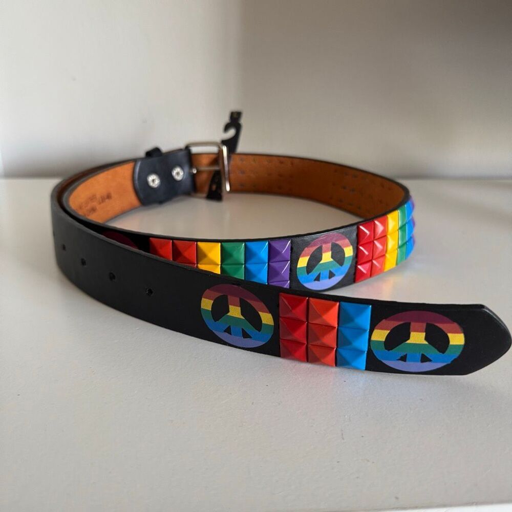 Pride LGBTQ Rainbow Studded Leather Belt Size L NEW